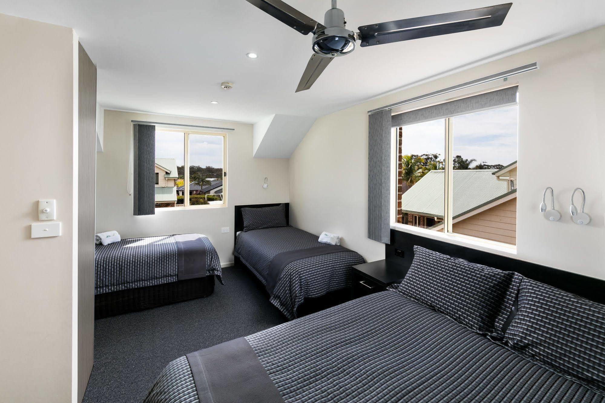 Dolphin Shores Vincentia Buitenkant foto